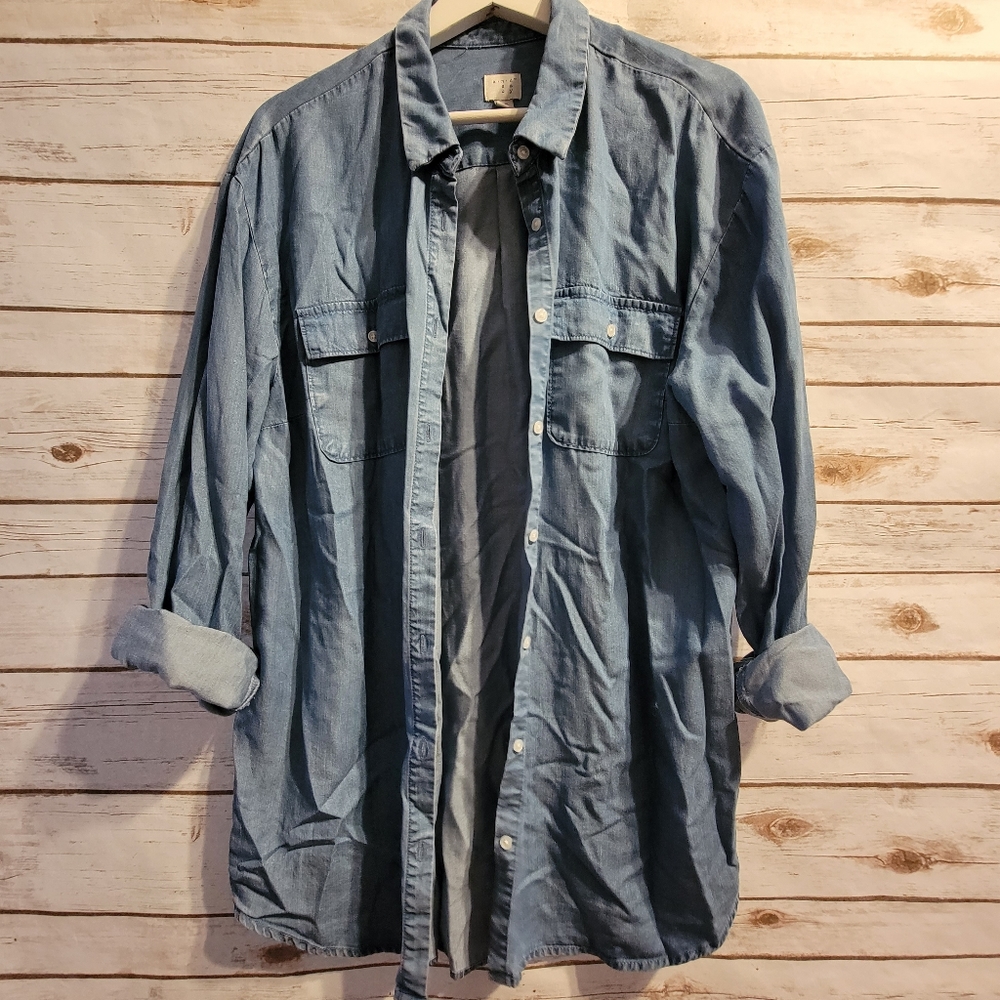 NWOT Chambray Button Down